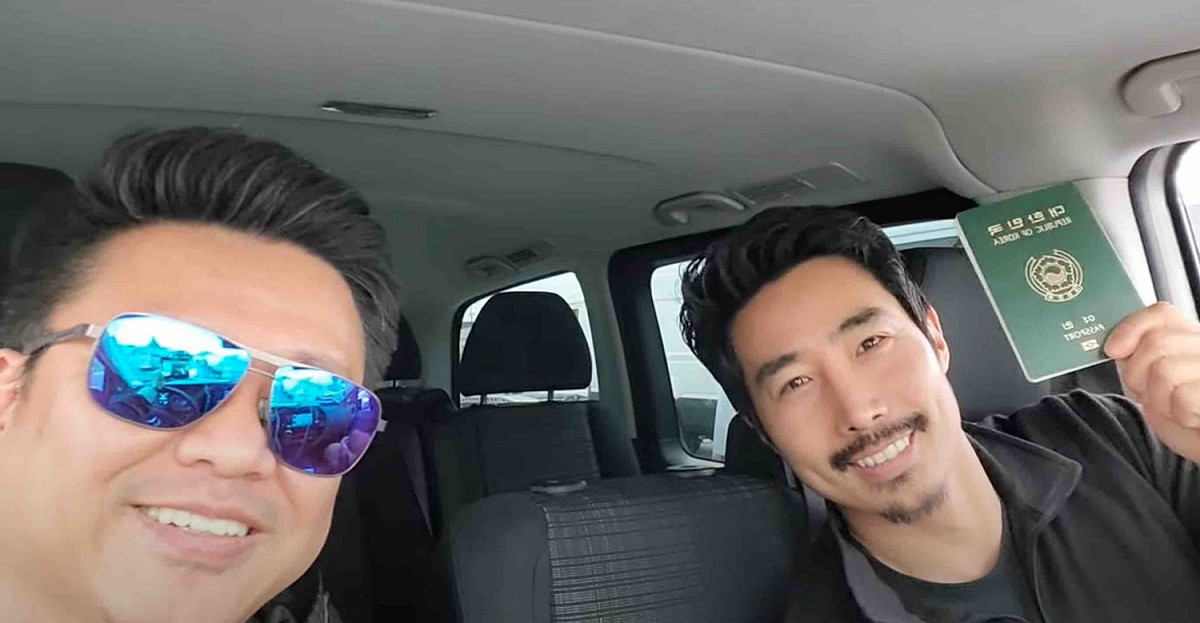 在烏克蘭工作的長笛演奏家 Solnamoo Song 在當（27）日發出跟李根的合照，並說李根所到之處都備受崇拜。 圖：截圖自Solnamoo Song YouTube