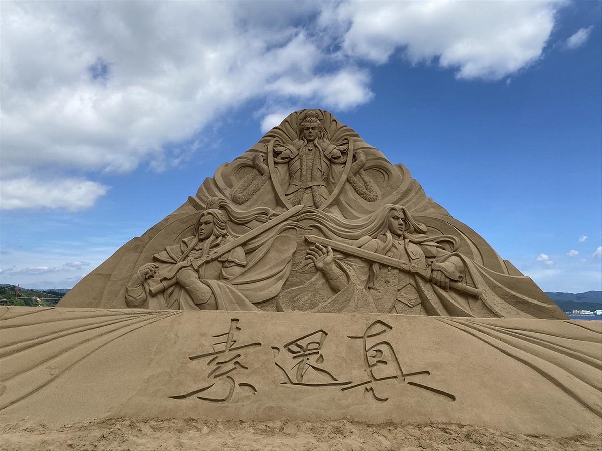 今年沙雕展聯名經典IP「霹靂」，打造「霹靂傳奇‧掌中天下」活動主題。 圖：交通部觀光局/提供