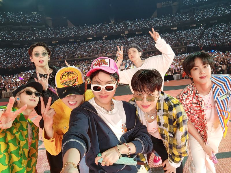 韓國天團防彈少年團（BTS）成員今天宣布未來會暫時中斷團體活動。 圖：BTS Twitter