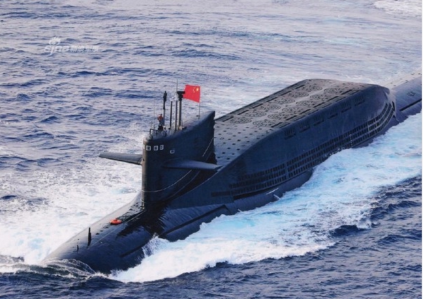 中國的094型核潛艦。