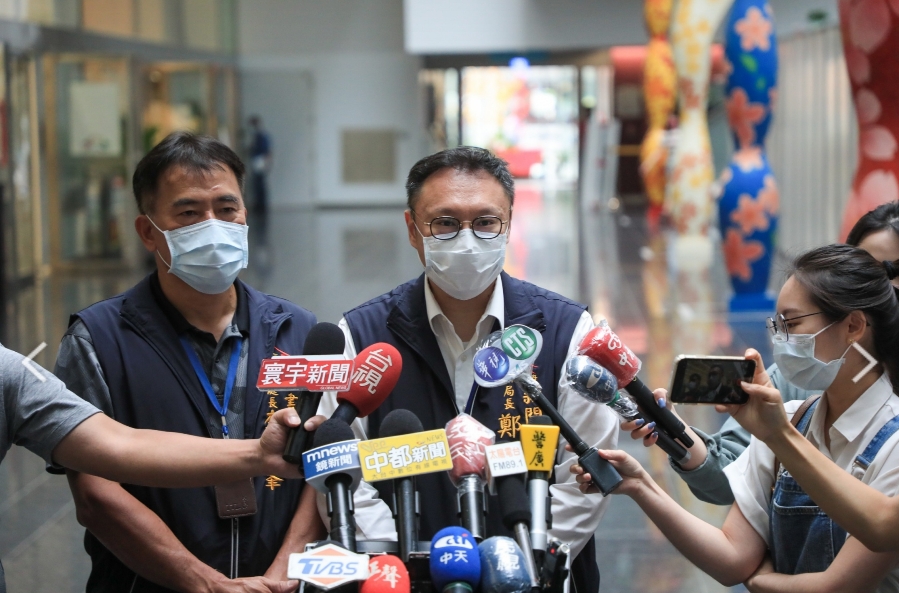 鄭照新說，盧市長很關心蔡其昌副院長確診。 台中市政府/提供