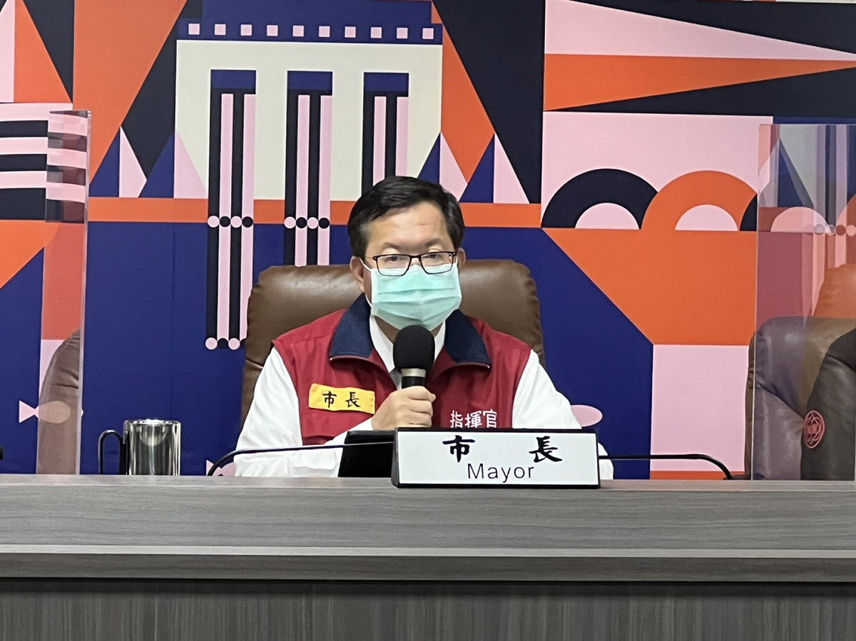 鄭文燦表示，復課後若有師生確診，將採一人確診全班遠距教學3天。 圖：桃園市政府/提供