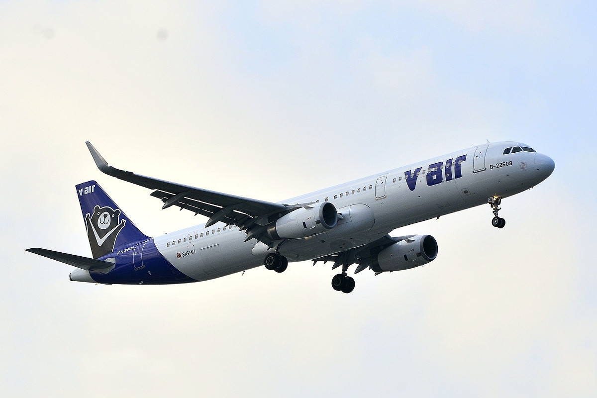國內廉價航空公司威航將於10月4日正式停業，經過3度勞資協商，22日終於達成全數員工資遣方案，遭資遣員工最多可領到3個多月的資遣費。 圖：翻攝自維基百科
