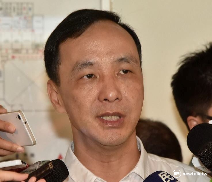 國民黨前主席、新北市長朱立倫19日認為，「尊重每個人的選擇，台灣要改革、進步，但是不要走清算鬥爭的路。」 圖：陳冠廷/攝