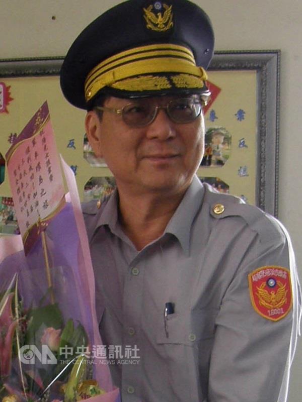 高雄市警局三民二警分局長李世昌涉嫌向電玩業者收賄700多萬元，經約談後，27日凌晨聲押獲准。 圖：中央社資料照片