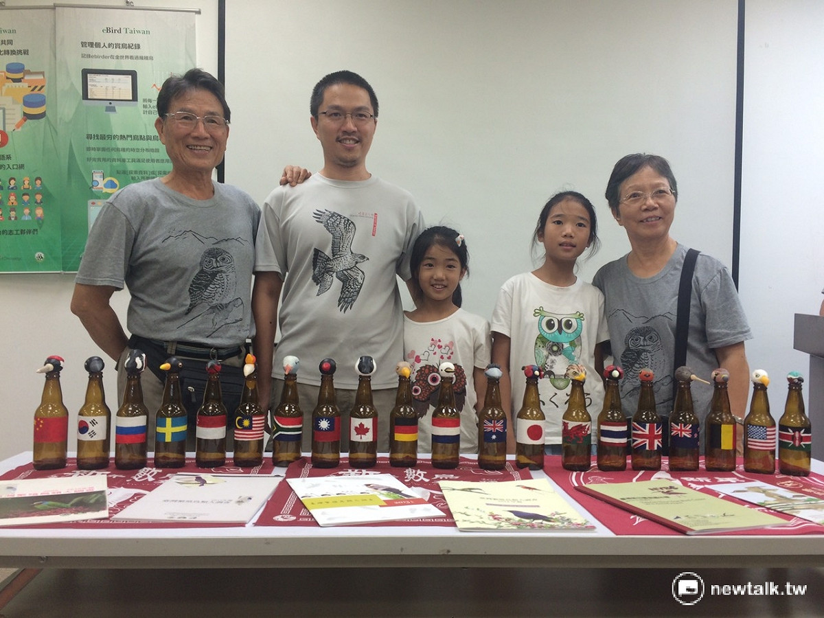 行政院農業委員會特有生物研究保育中心30日召開記者會推廣eBird Taiwan網站，推廣賞鳥人擅用eBird Taiwan網站，透過平台與其他賞鳥愛好者交流。 圖：許芷敏/攝