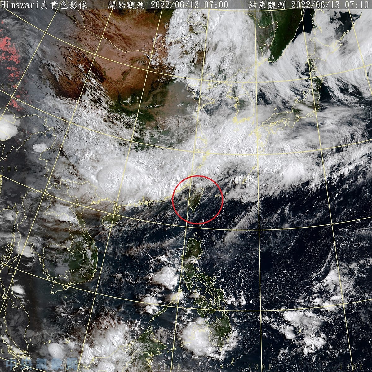 受到西南風影響，今天中南部地區與金門、馬祖將有局部短暫陣雨或雷雨，其他地區與澎湖則是多雲的天氣。 圖：中央氣象局/提供