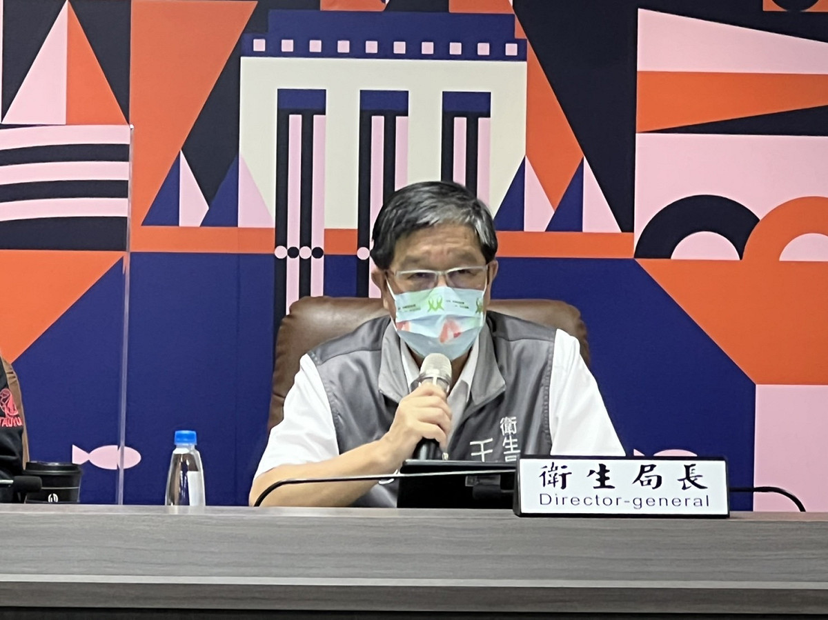 王文驗提醒，兒童疫苗第一、二劑須使用同一種疫苗，不可混打。 圖：桃園市政府/提供