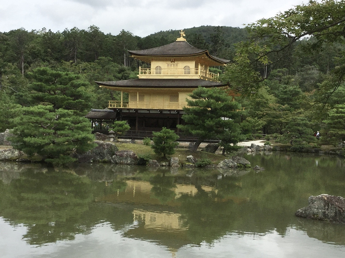 世界文化遺產的金閣寺旁也開始有陸資在打造中國城，讓日本人驚悚。