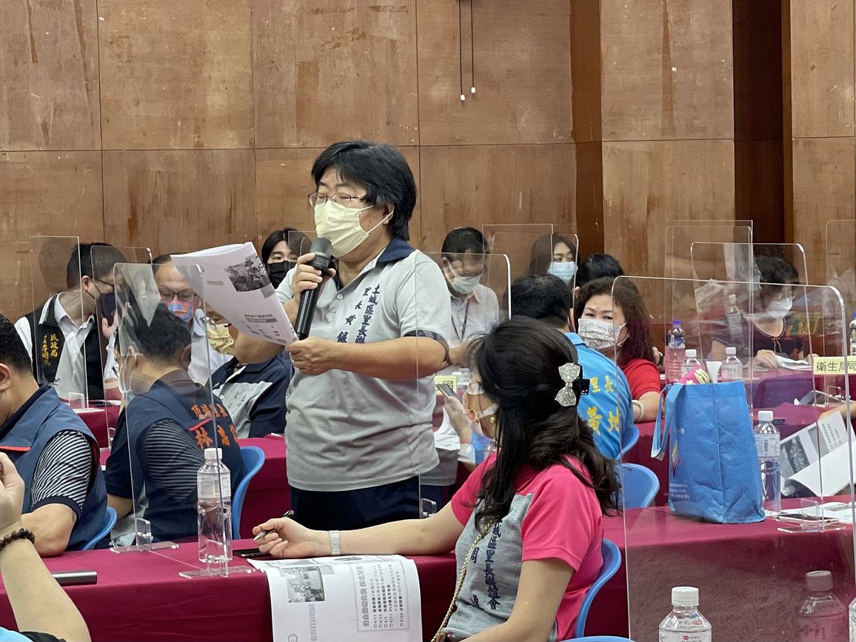 侯友宜感謝里長建言並表示，土城司法園區細部計畫已於上週五（17日）於市都委會審議通過，區段徵收預計於今(111)年底公告，116年就能完成開發，期待未來城鄉均衡發展藍圖逐步實現，成為土城新亮點。 圖：新北市民政局提供