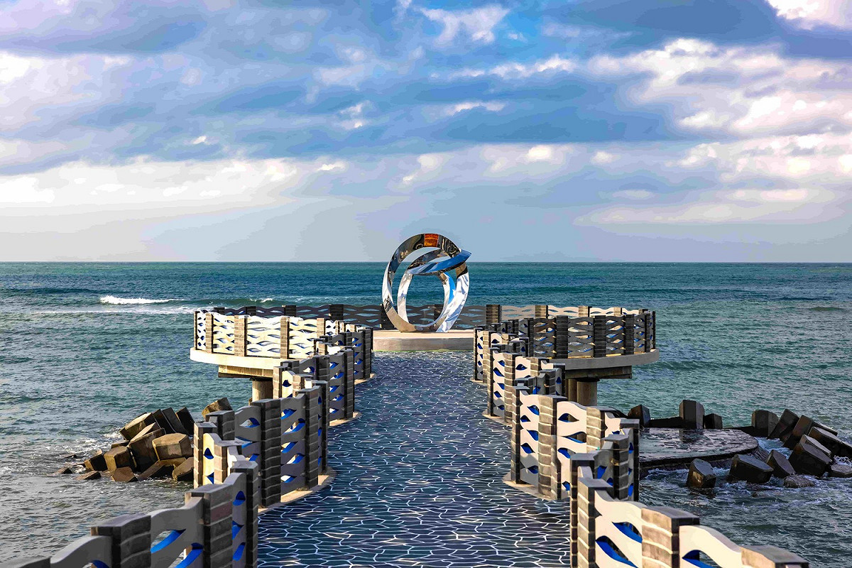 擁有「北海岸最美伸展台」美譽的芝蘭公園海上觀景平台。