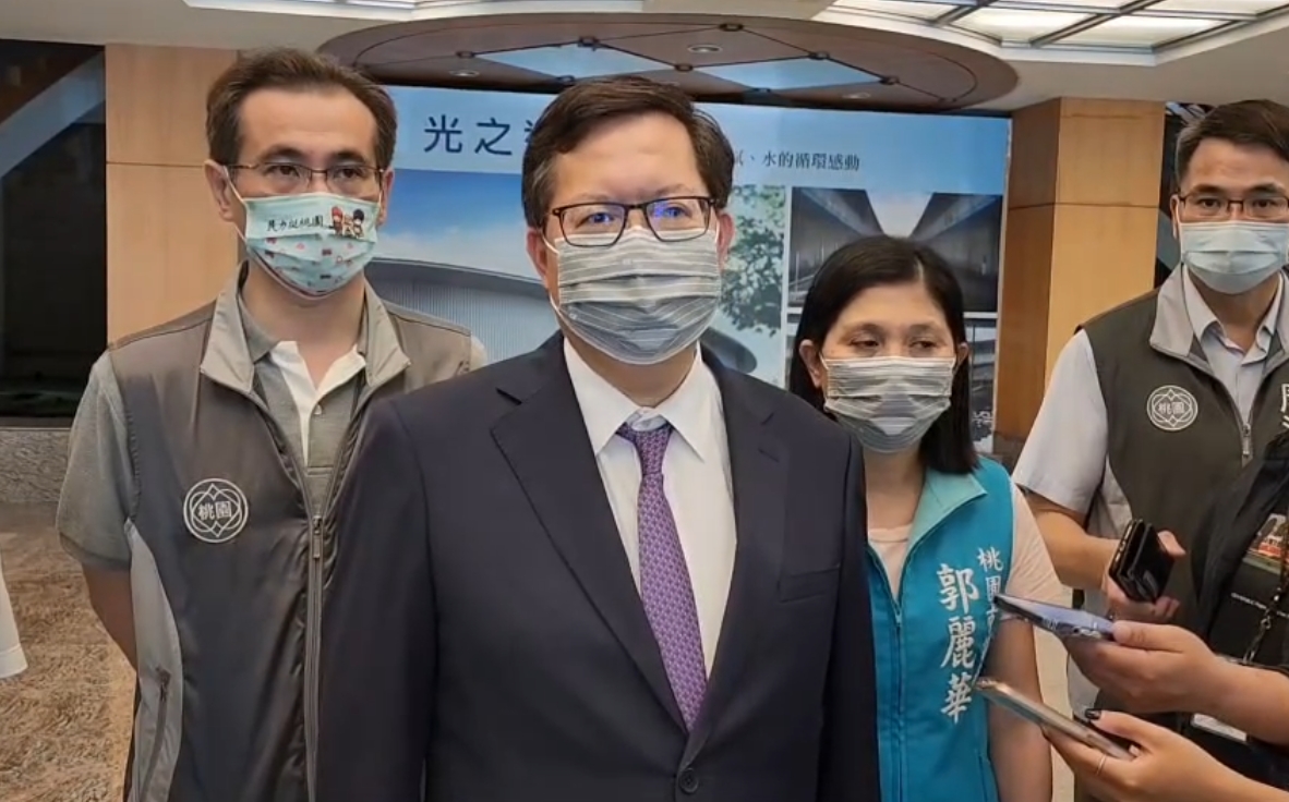 鄭文燦表示，將媒合社會資源並成立教育基金照顧因公殉職機工長的遺屬。 圖：林昀真/翻攝