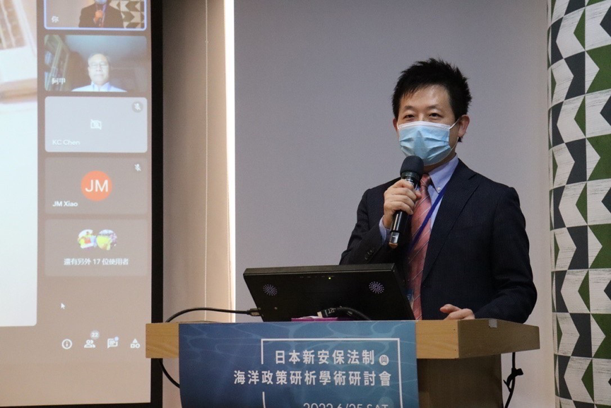 台灣日本研究院李世暉理事長進行主題演講。 圖：台灣日本研究院提供