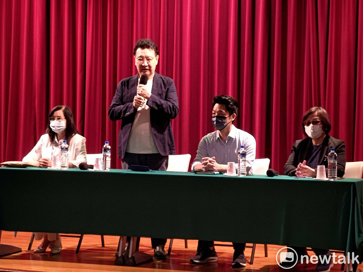 中廣董事長趙少康為力挺蔣萬安，回嗆台北市長柯文哲。 圖：黃建豪/攝