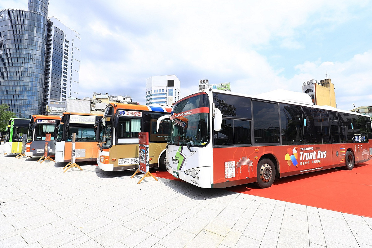 台中市幹線公車以不同顏色區分。 台中市政府/提供