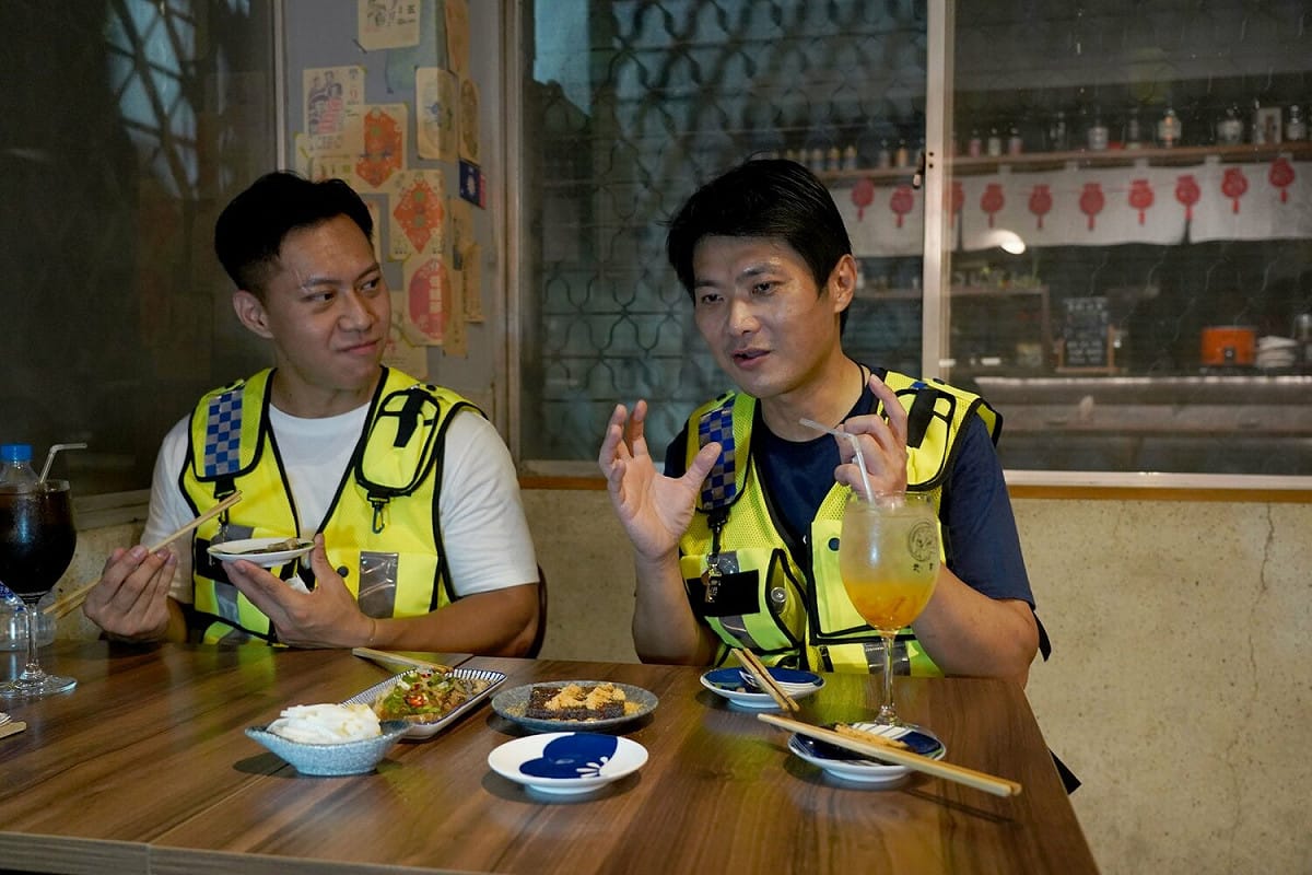 許瑞宏發揮美食家精神，每晚夜巡會介紹一間深夜食堂。 許瑞宏/提供