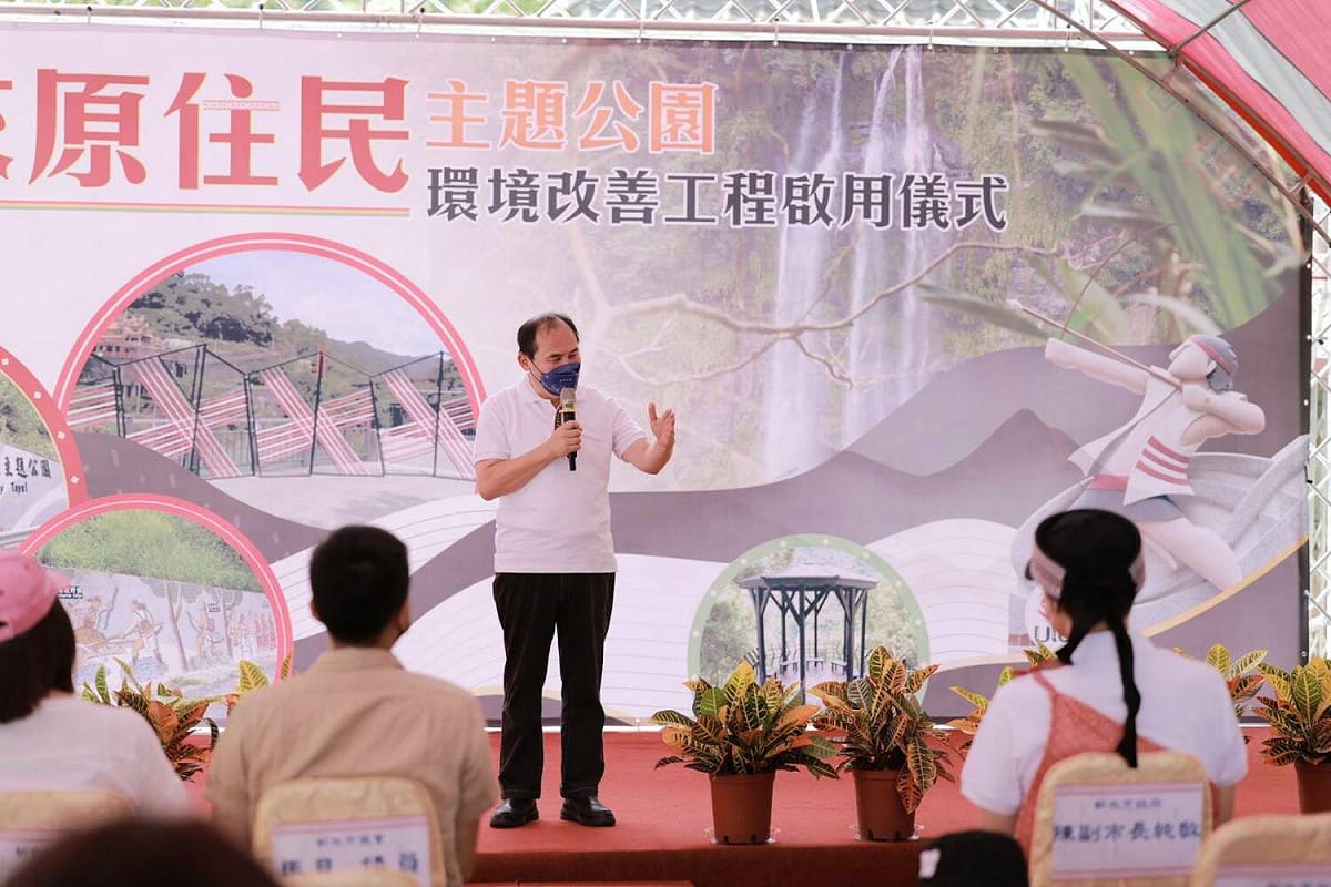 烏來區長周守信分享烏來的美。