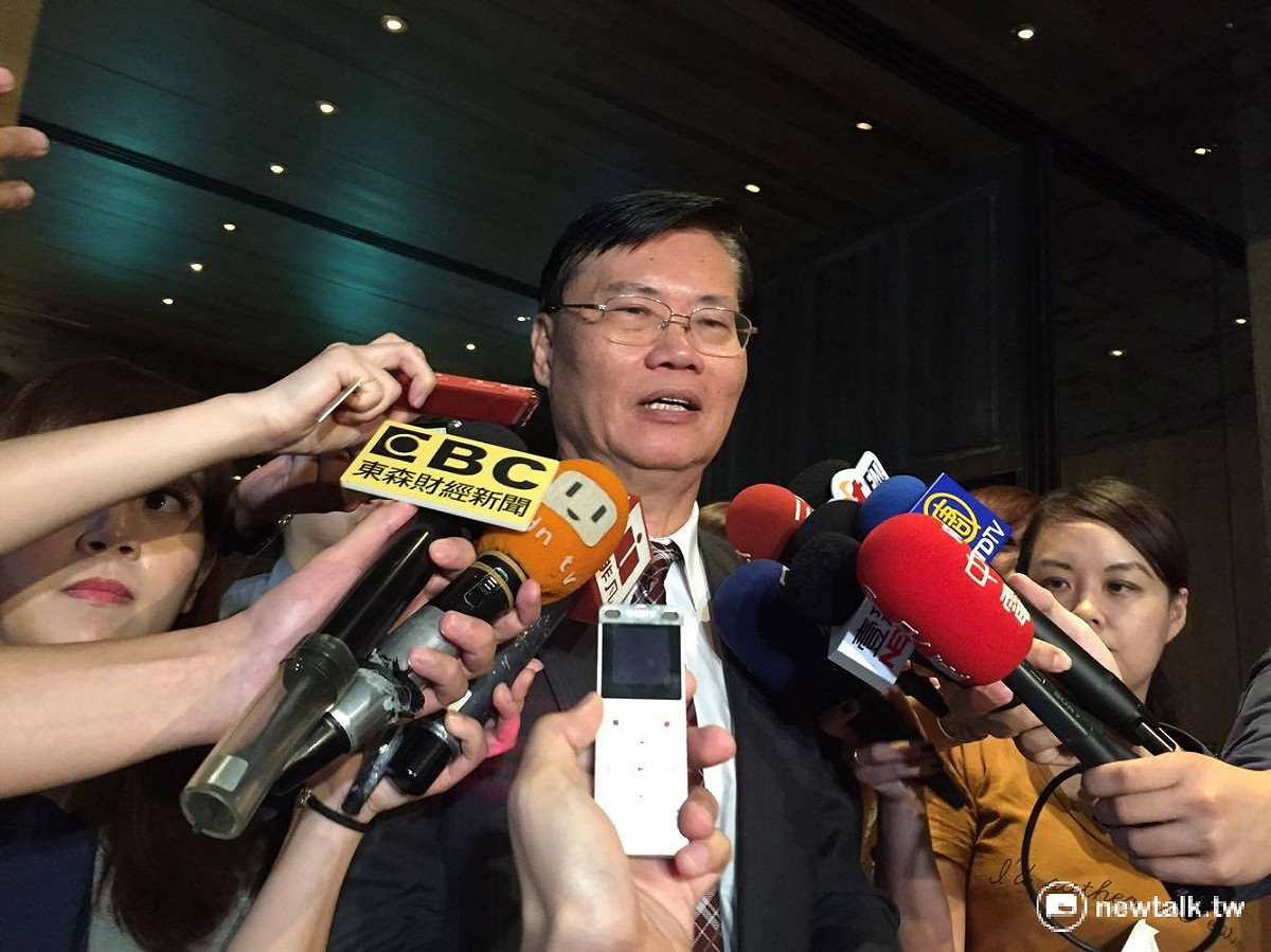 金管會主委丁克華3日上午請辭，行政院發言人徐國勇將在稍後召開記者會說明。 圖：新頭殼資料照片
