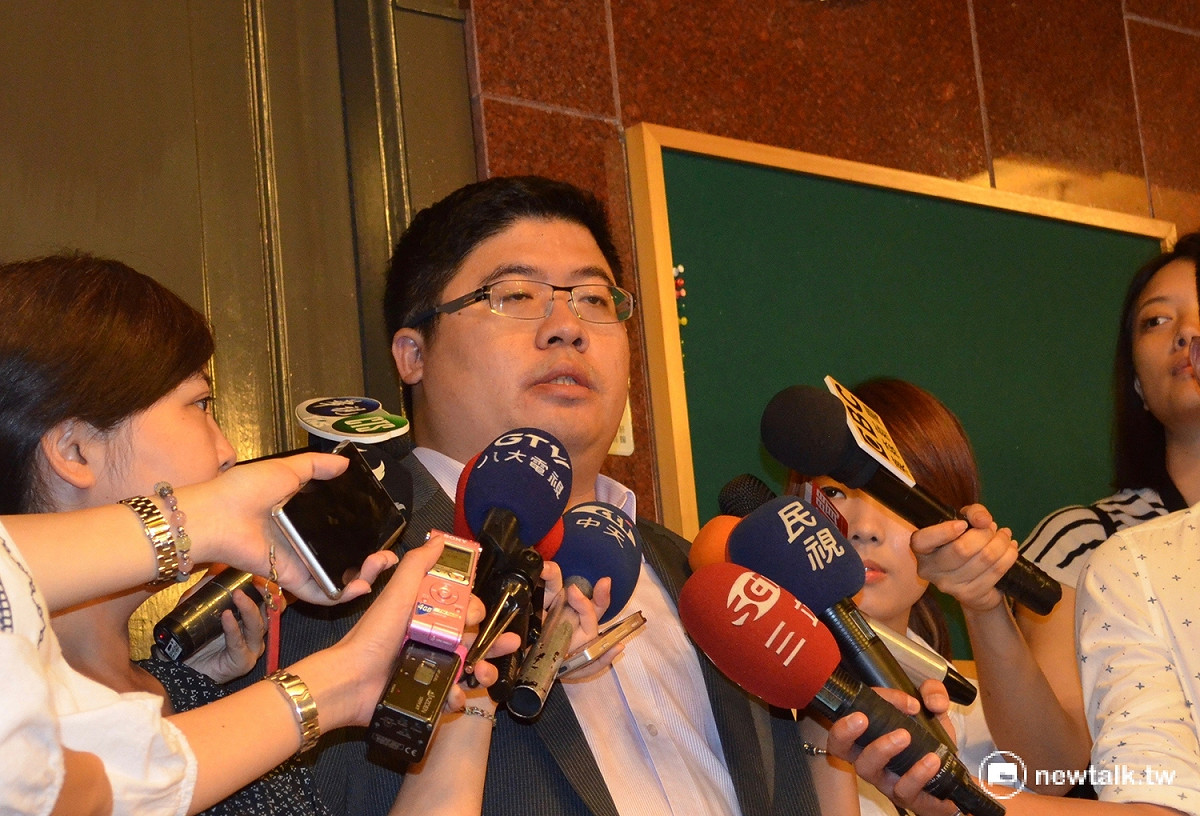民進黨立委蔡易餘被黨團總召柯建銘稱「長相福態」，將肩負起司委會召委抽籤的重責大任。 圖：新頭殼資料照片