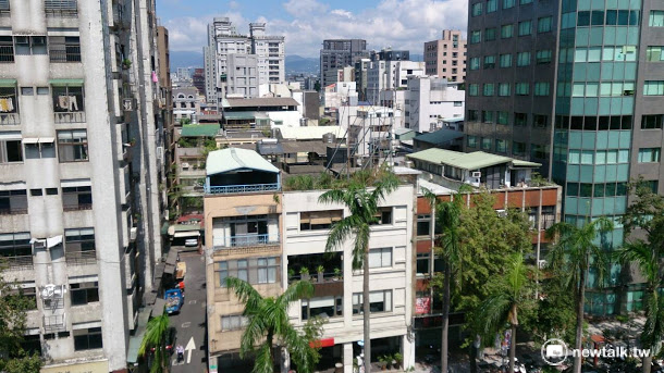 北市議會今日通過《土地使用分區管制自治條例》修訂草案，預計可惠於15萬戶住戶。 圖：新頭殼資料照片