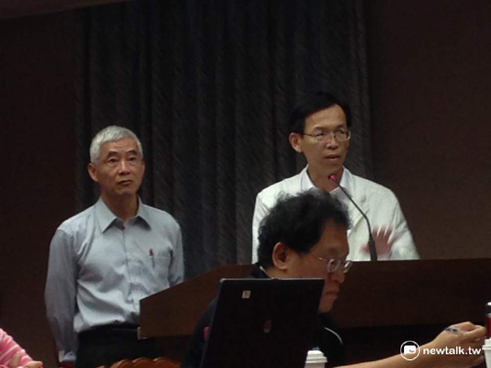 交通部長賀陳旦及民航局長林國顯5日赴立院備詢。 圖：呂佳峻/攝