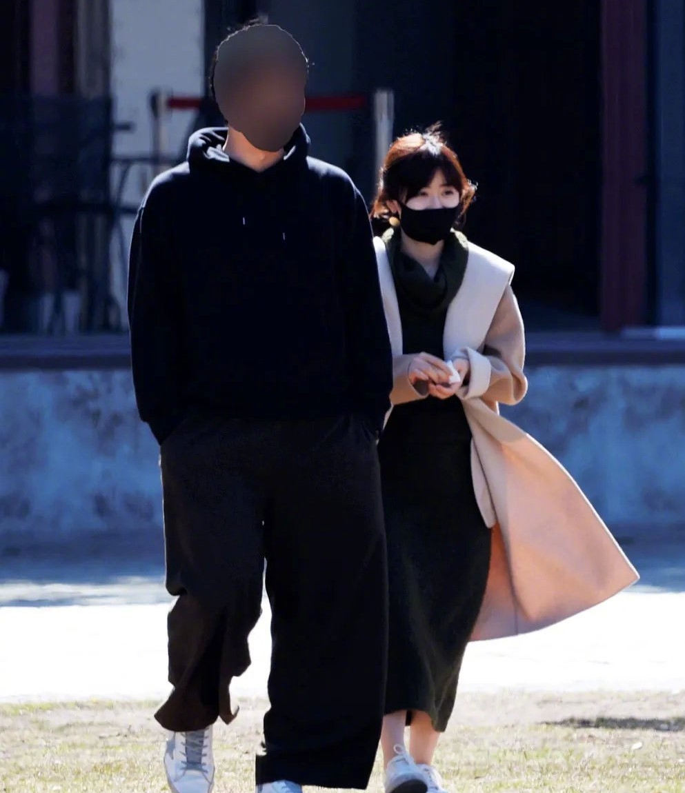 福原愛與橫濱男同居中。