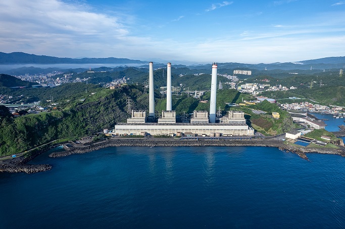 協和四接環評第5次初審延續會議於7日舉行，但會議因程序問題無法進入實質審查程序，以及環評委員無預警更換會議室，引起現場人士不滿。 圖：台灣電力公司／提供 (資料照)