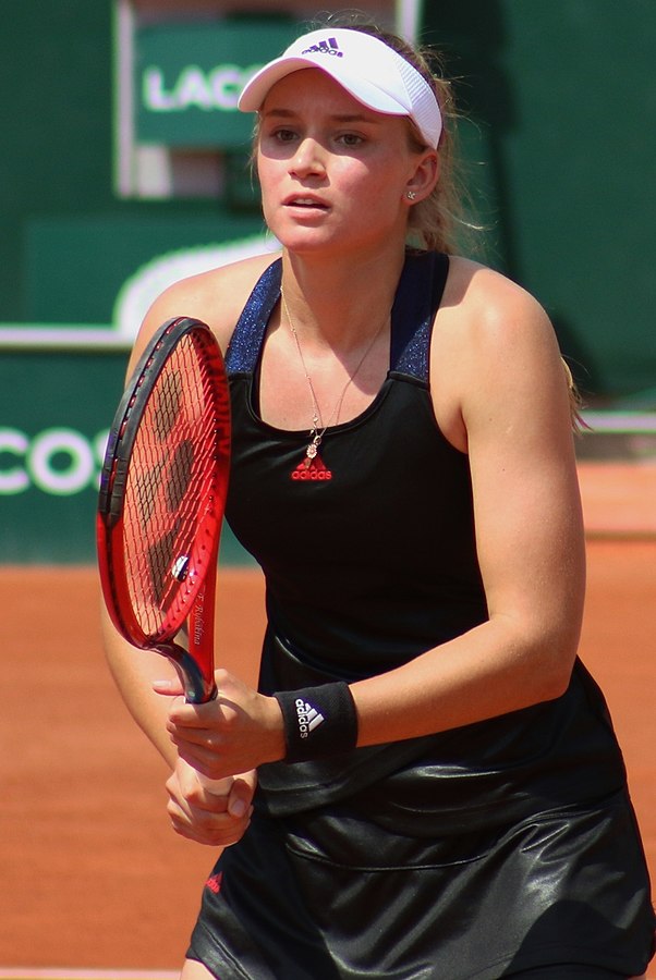 女子網球選手艾琳娜·芮芭奇娜（Elena Andreyevna Rybakina）。 圖：翻攝自維基百科CC