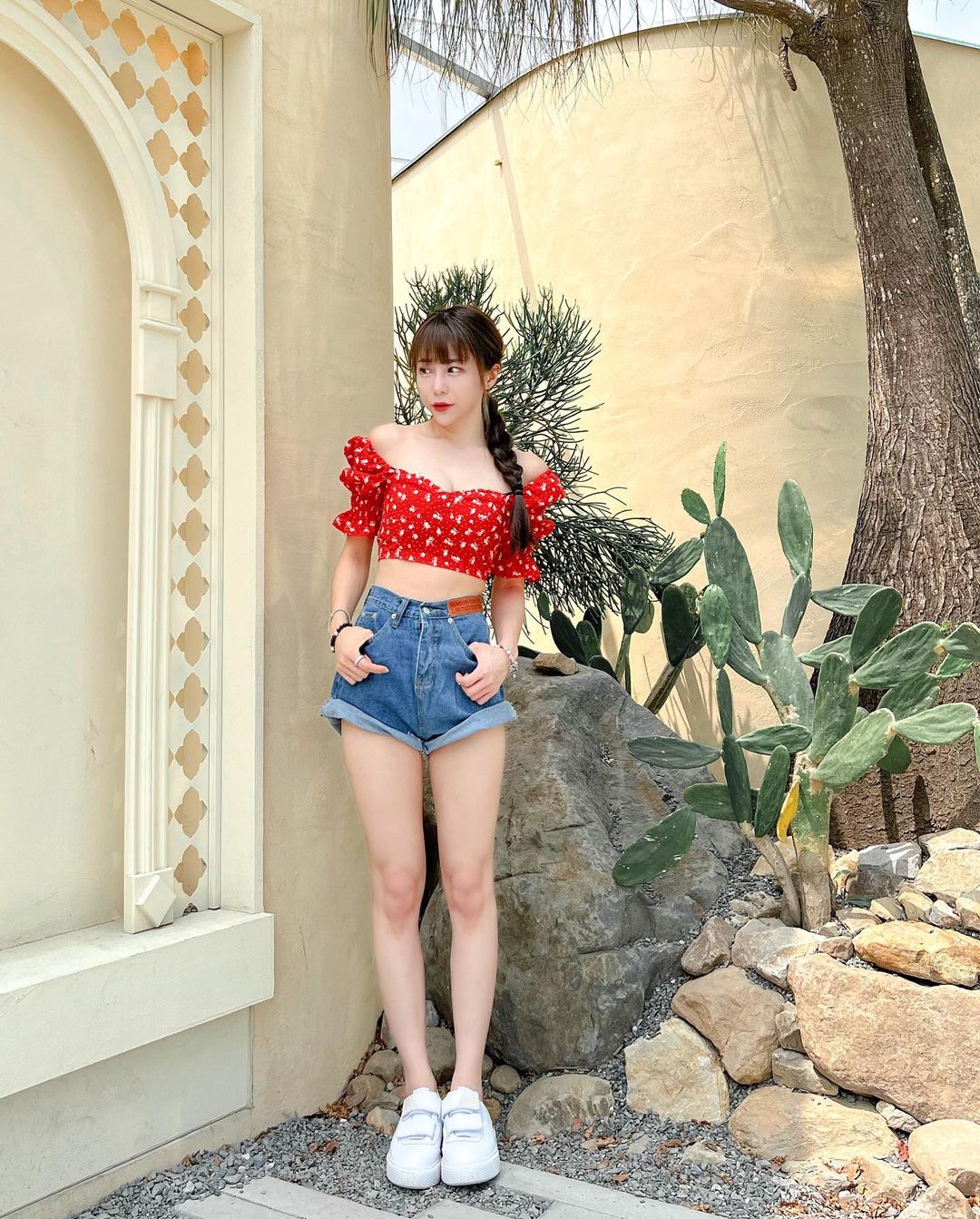 梓梓在IG曬出多張美照。 圖：翻攝自IG/t40533