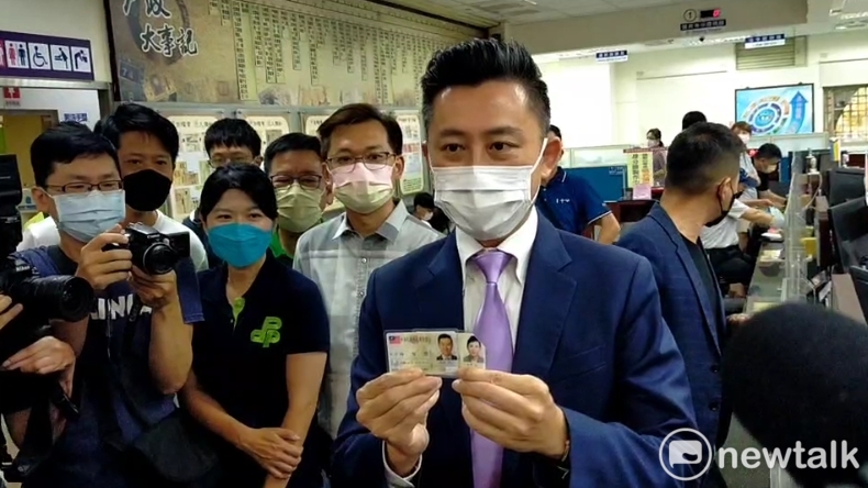 林智堅將戶籍遷至中壢區，正式成為桃園人。 圖：林昀真／攝