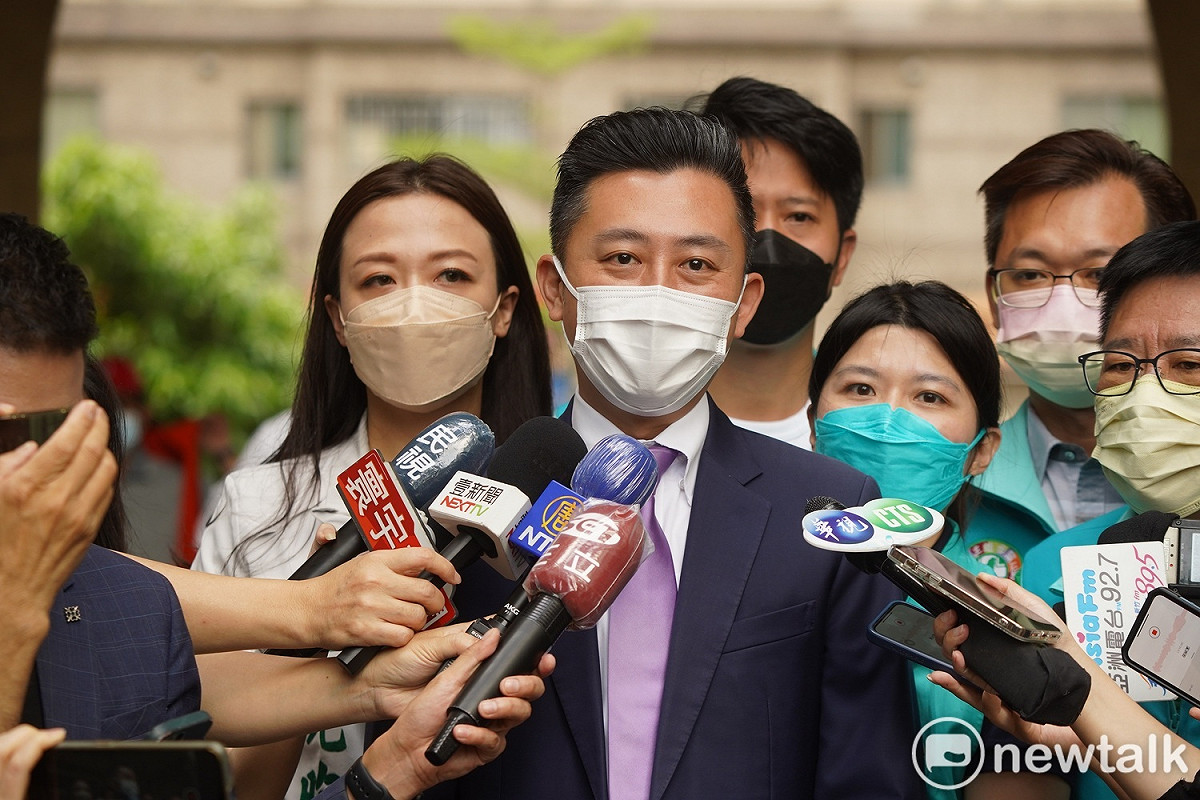 針對論文風波，林智堅呼籲外界不要再透過輿論方式抹黑、潑髒水、給學校壓力。 圖：林昀真／攝