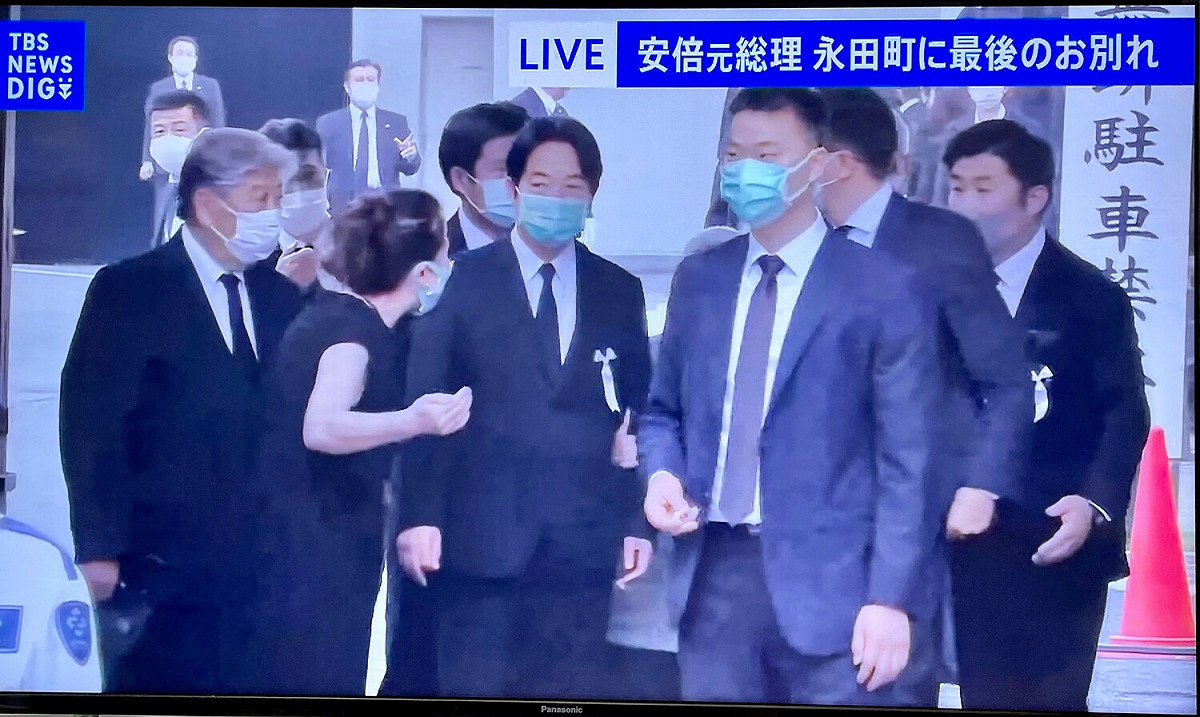 副總統賴清德12日參加日本前首相安倍晉三喪禮。