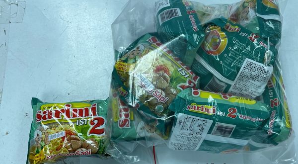 印尼泡麵邊境查驗違規，速食麵(牛肉丸風味)檢出農藥殘留含量不符規定。 圖：食藥署提供
