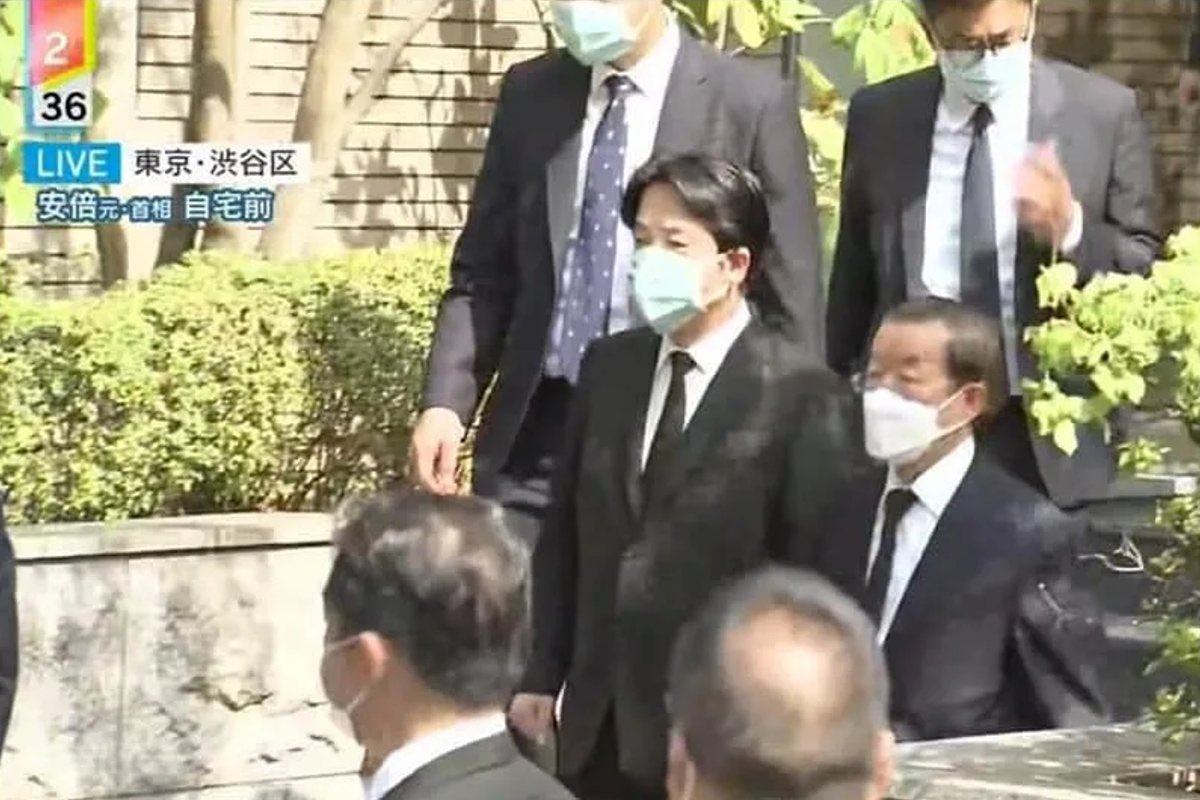 日本前首相安倍晉三國葬儀式將屆，中國對台灣將派出3名代表大表不滿。駐日代表謝長廷以副總統賴清德赴日弔唁為例，指台灣不會給主辦國帶來困擾，倒是中國「很缺少風度」。 圖：翻攝自Twitter(資料照片)