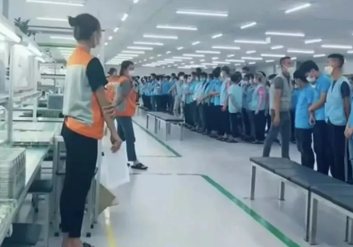 越南的中國工廠內，管理者都是中國人，越南人只能作基層勞工，最高只能幹副手。 圖:翻攝自騰訊新聞