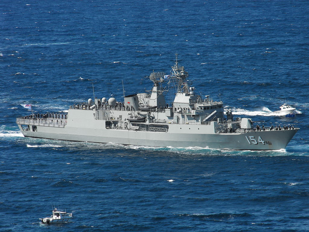 澳洲皇家海軍「安扎克級」護衛艦(Anzac-class frigate)「帕拉馬塔號(HMAS Parramatta FFH-154)」傳在中國東海遭解放軍艦艇、潛艦及飛機密切跟蹤。 圖：翻攝維基百科/CC BY-SA 3.0
