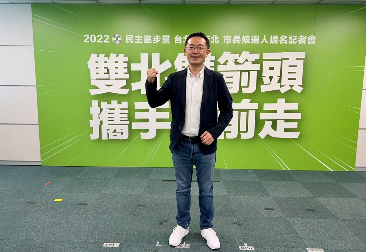 李坤城表示，林佳龍參選新北市長，帶給藍營很大的壓力。 圖：李坤城／提供
