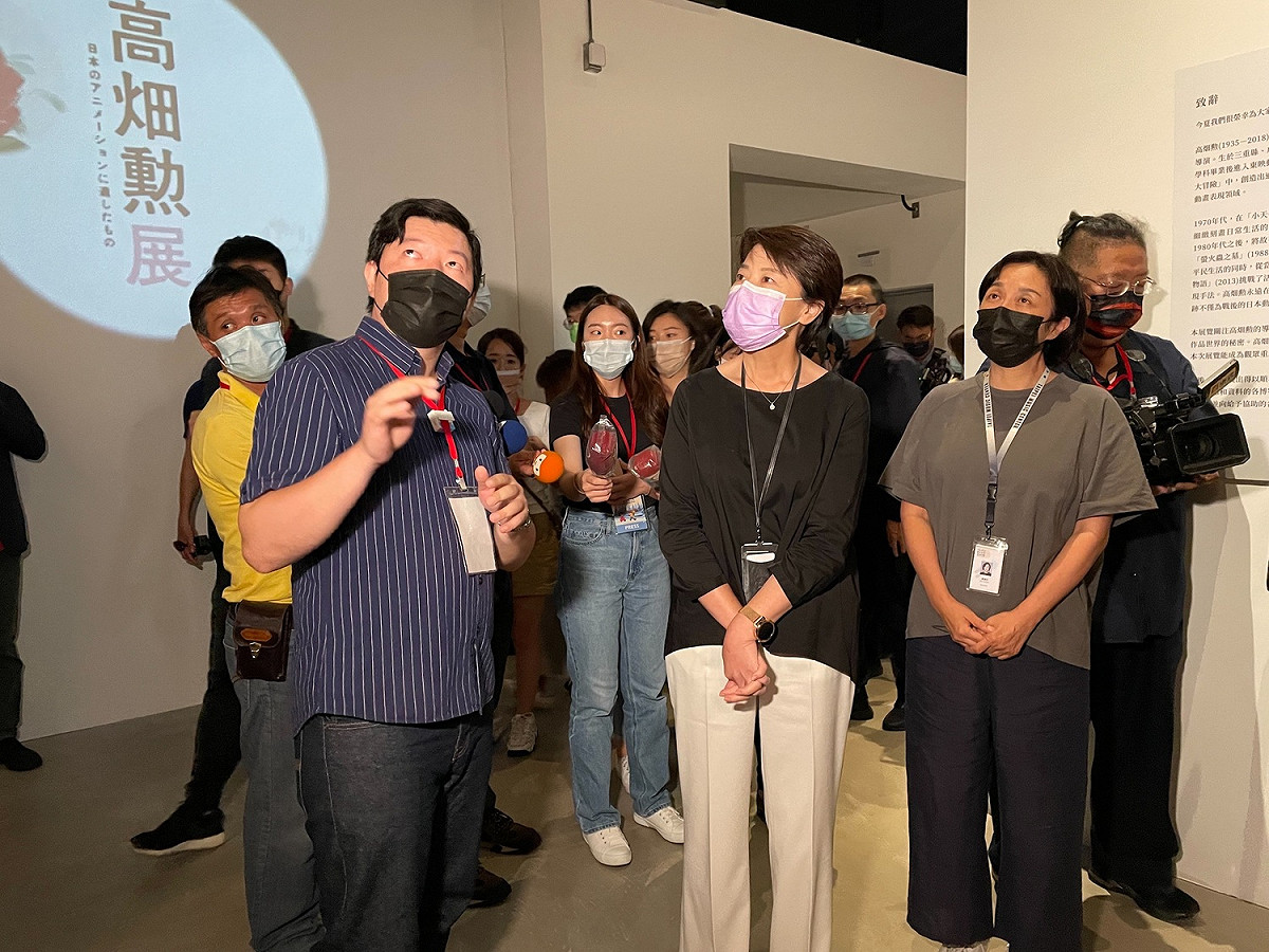 台北市副市長黃珊珊參觀「吉卜力動畫大師-高畑勲展」。 圖：台北市政府 / 提供