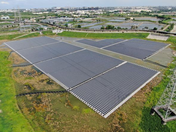 高雄五甲尾滯洪池光電廠啟用 每年供電675萬度