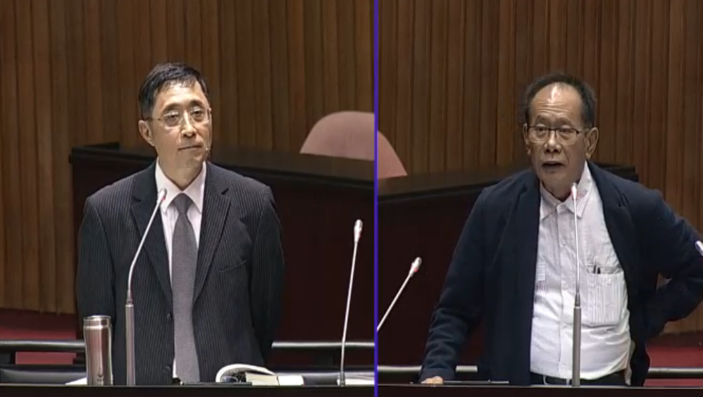 國民黨立委陳超明（右）要準大法官詹森林（左）背法條，詹森林背出後，陳超明卻立刻惱怒的說，「我聽不懂啦！」 圖：翻攝立法院ivod