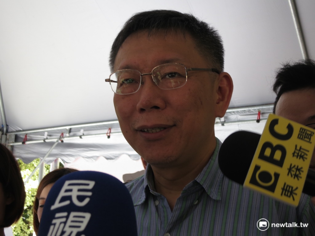 北市府21日一口氣公布教育、法務、文化以及客委會新人事案，市府發言人林鶴明表示，盼外界仍能理性看待政務首長職務調整，不宜過度解讀。圖為市長柯文哲。 圖：新頭殼資料照片