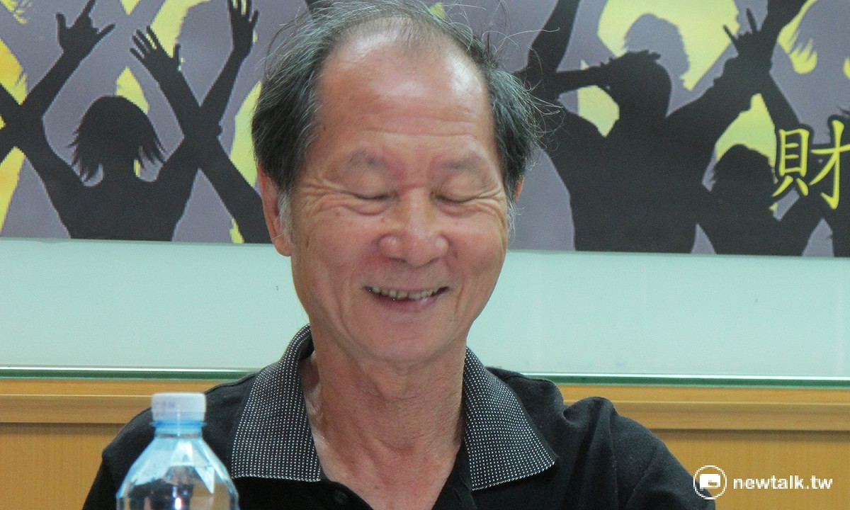 紅衫軍副總指揮簡錫堦24日表示，阿扁被關8年已經夠了，應該給予他特赦。 圖：林朝億/攝