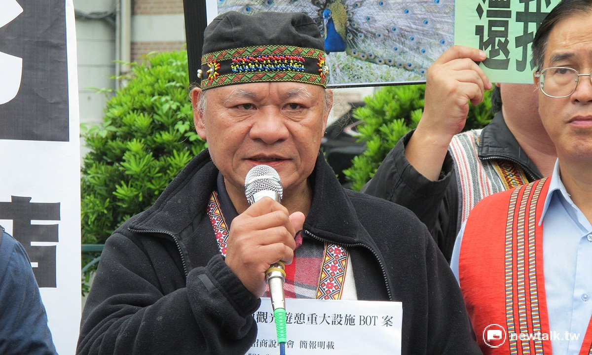 邵族民族議會議長巴努‧巴嘎暮暮批評南投縣政府把他們的傳統領域當成採礦區。 圖：林朝億/攝
