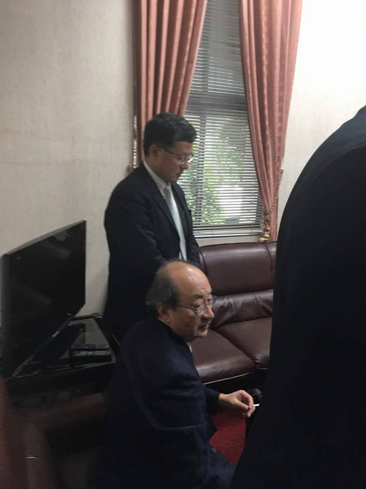 時力立委黃國昌指控，立院院長蘇嘉全連同藍、綠兩黨團幹部進行密室協商。圖為民進黨團總召柯建銘。  圖：翻攝自黃國昌臉書