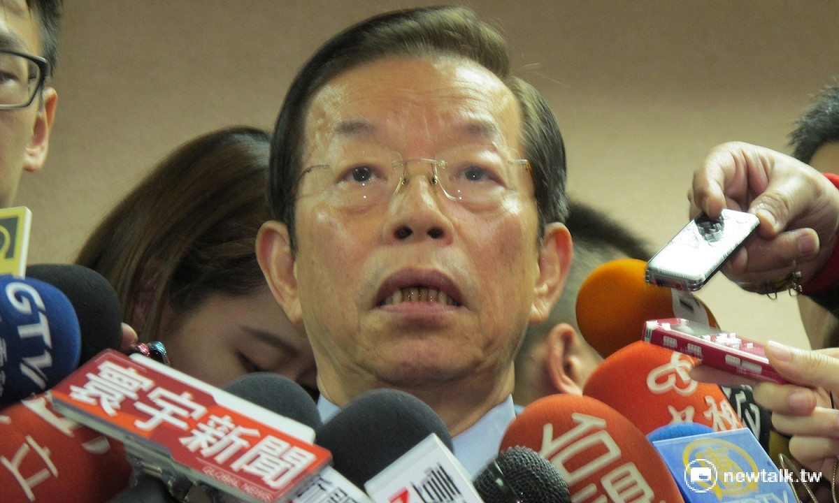 駐日代表謝長廷10日透過臉書發表對於台北市議員謝維洲簽購運動彩券的看法。 圖：新頭殼資料照片
