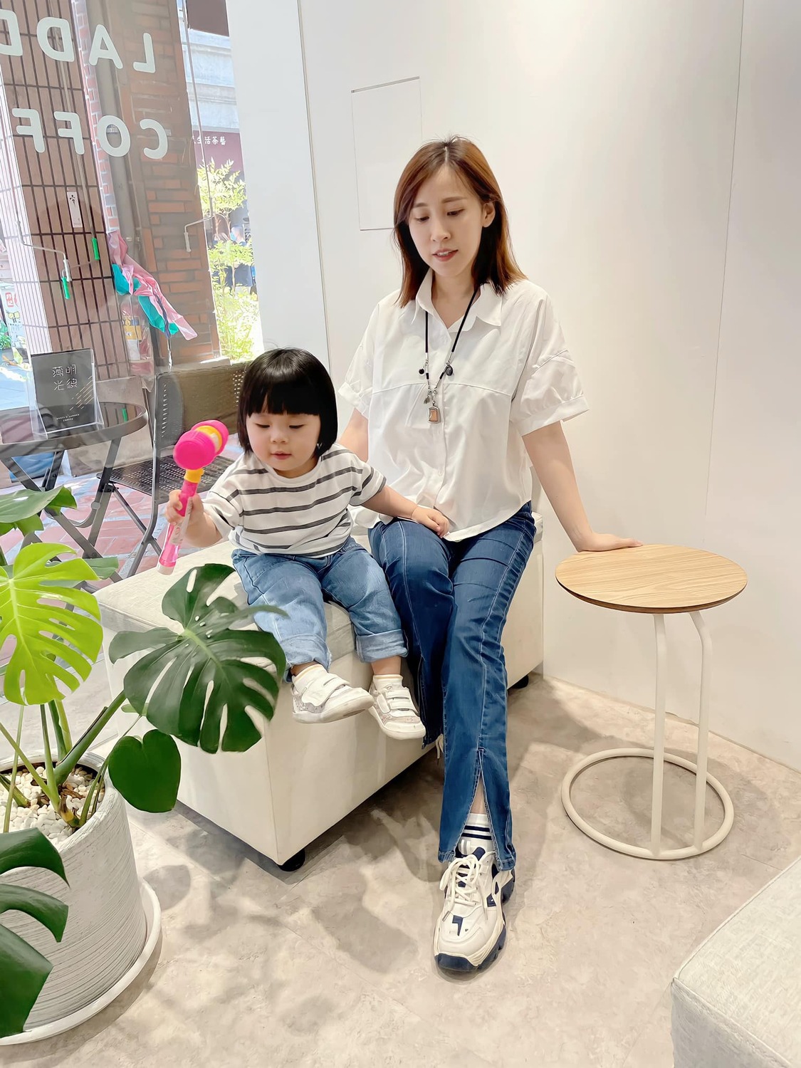 網紅潔哥和女兒Fafa時常鬧出哭笑不得的有趣日常。