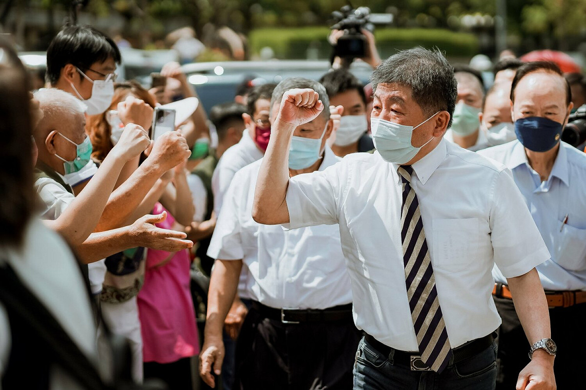 黃暐瀚認為，今年是民進黨28年來繼陳水扁之後最接近在北市勝選的一次。 圖：翻攝陳時中臉書