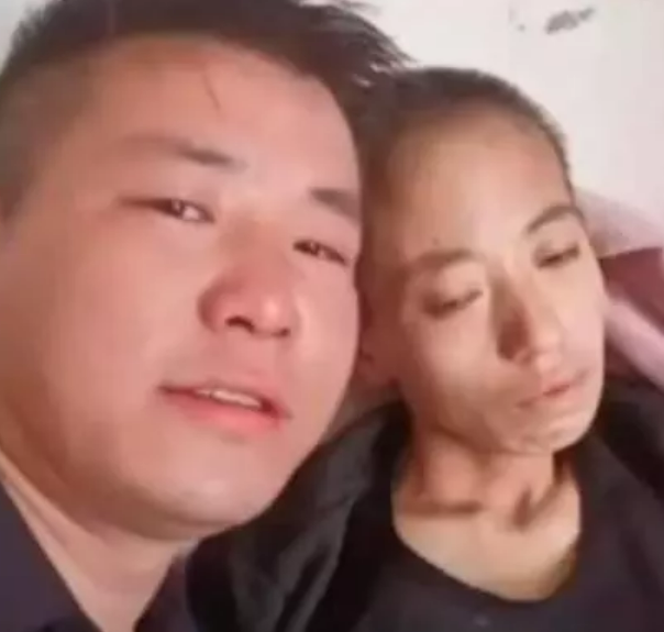 陸媒《 網易新聞 》指出，小敏對丈夫的親吻表現出厭惡。 翻攝自陸媒《 網易新聞 》