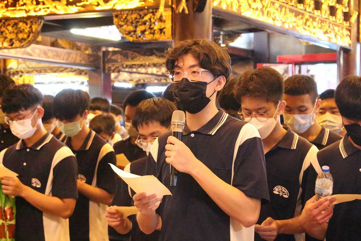 新北市竹林中學為111學年度畢業班明年的升學考試舉行誓師祈福大會。 圖：竹林中學提供