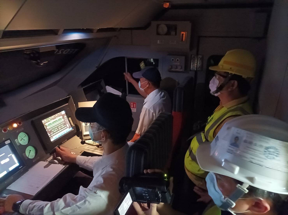 首套國造軌道臨時速度限制系統(TSR)完成首次實車測試。 圖：交通部台鐵局／提供